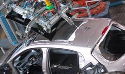 Bourse : Peugeot prend plus de 7% grâce à la réduction de sa perte nette