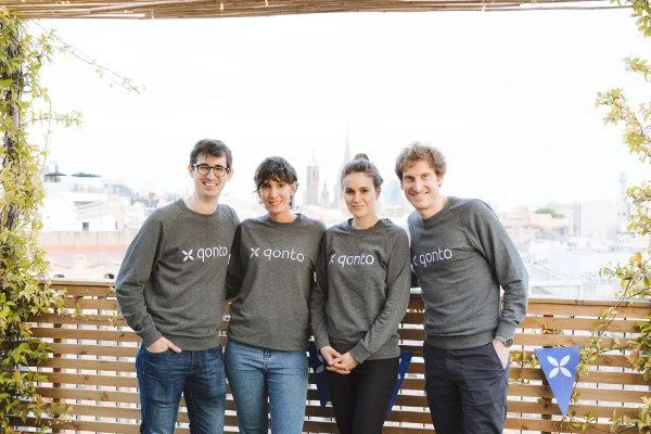 L’équipe Italienne de Qonto et Alexandre Prot (à droite)