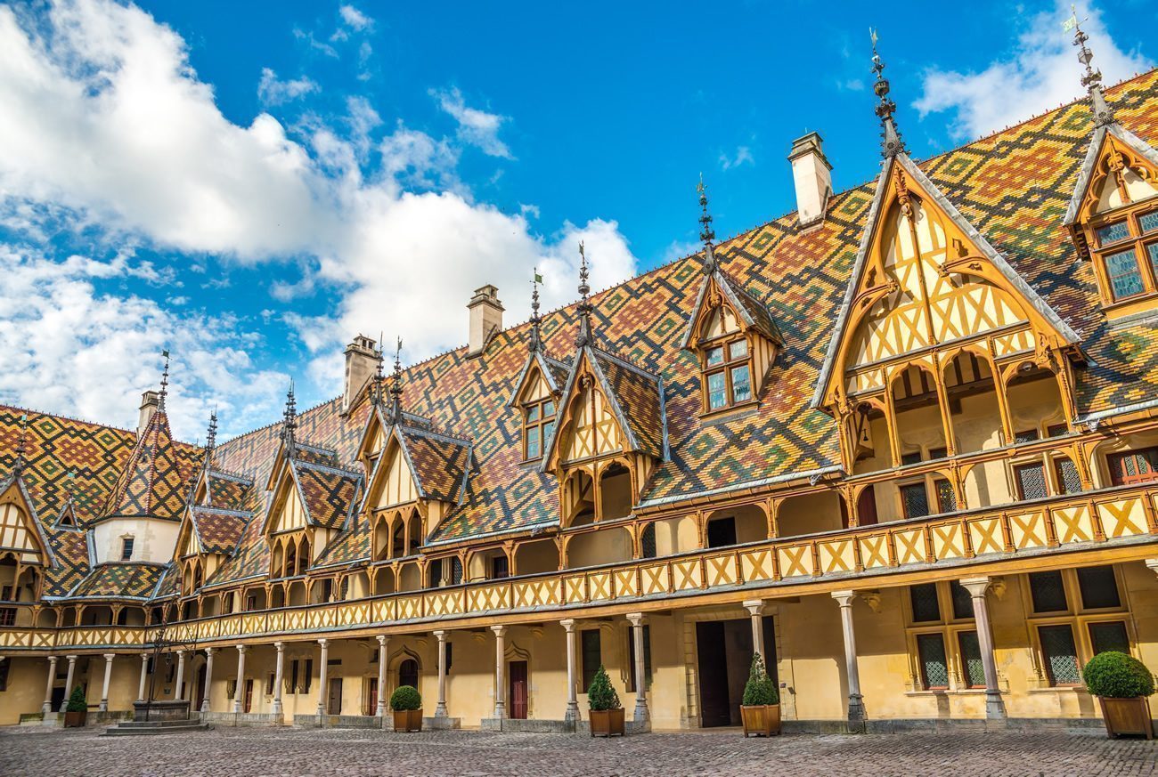 Vins : vente aux enchères des Hospices de Beaune ce dimanche 15 novembre 2020 Vins : vente aux enchères des Hospices de Beaune ce dimanche 15 novembre 2020