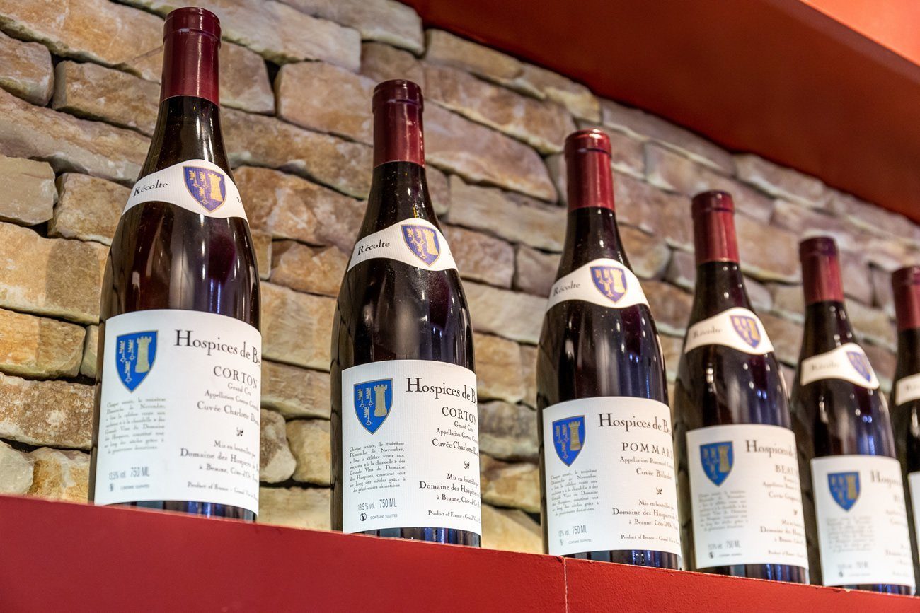 Vins : la renommée vente aux enchères des vins des hospices de Beaune n'a pas eu lieu ce jour Vins : la renommée vente aux enchères des vins des hospices de Beaune n'a pas eu lieu ce jour