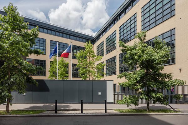SCPI Accimmo Pierre : acquisition de l'immeuble de bureaux FABRIK (18.000m2), occupé depuis 2004 par le Ministère de l'Économie et des Finances Immeuble de bureaux FABRIK