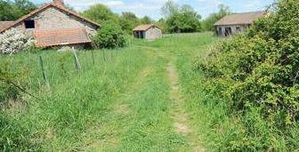 Courbefy (Haute-Vienne) : un village de 21 bâtisses vendu pour 520 000 euros Courbefy (Haute-Vienne) : un village de 21 bâtisses vendu pour 520 000 euros