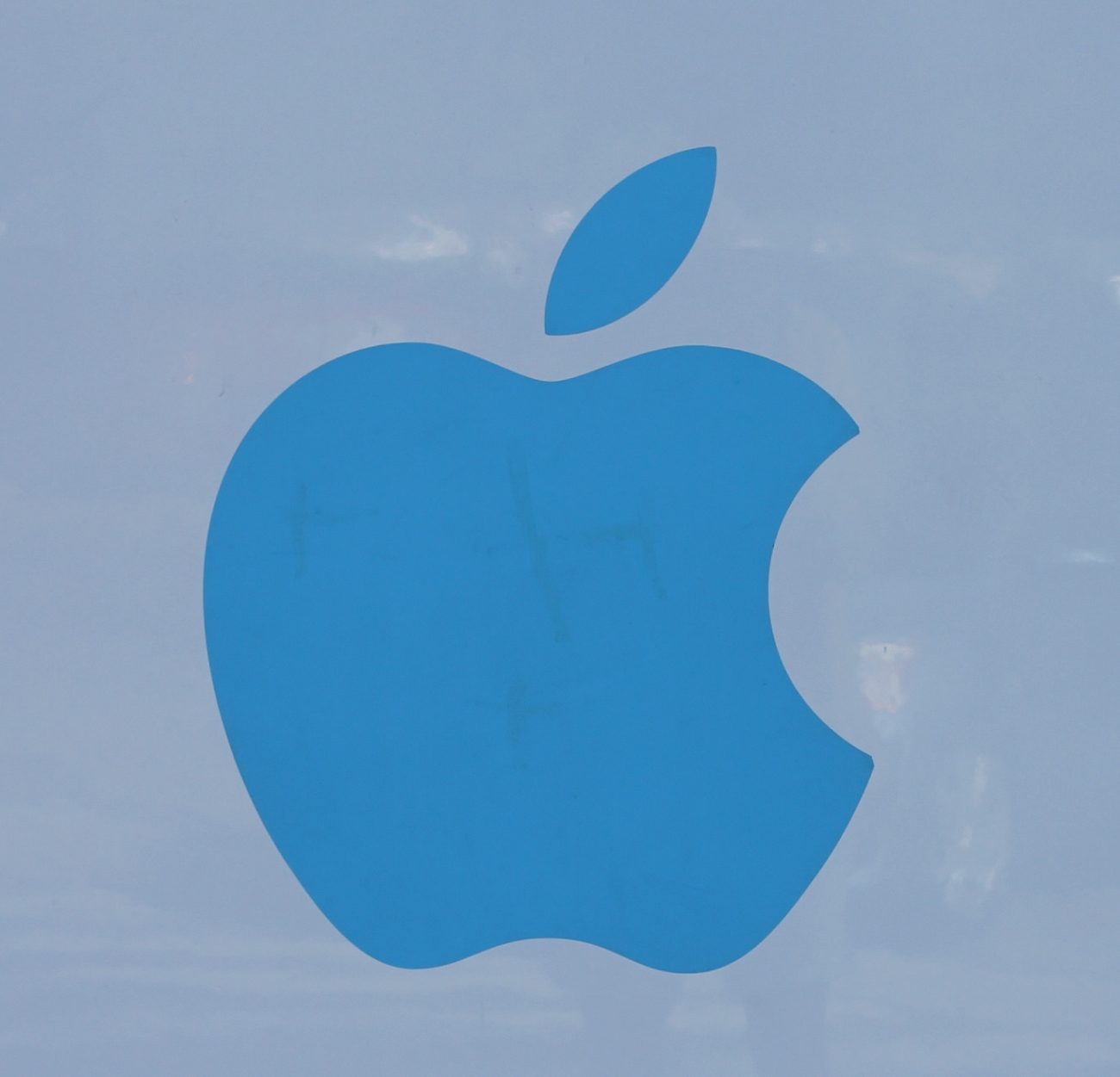 Apple : 1.000 milliards de valorisation boursière, une surcote artificielle de 40% Apple : 1.000 milliards de valorisation boursière, une surcote artificielle de 40%