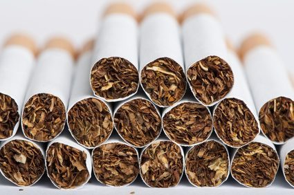 Fiscalité : la contrebande de cigarettes sur Internet induit un manque à gagner de 400 millions d'euros à l'Etat par an