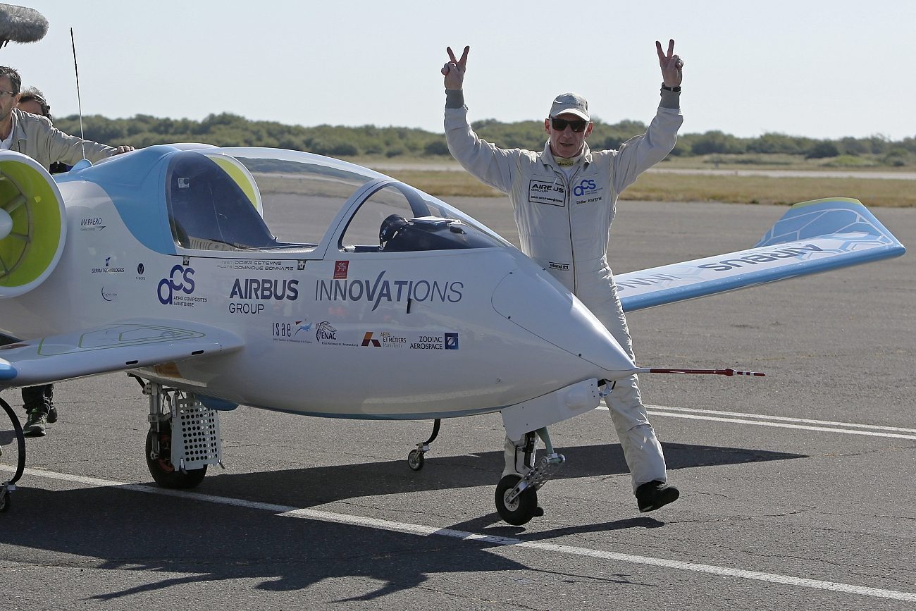 La traversée historique du E-Fan, l'avion électrique d'Airbus La traversée historique du E-Fan, l'avion électrique d'Airbus