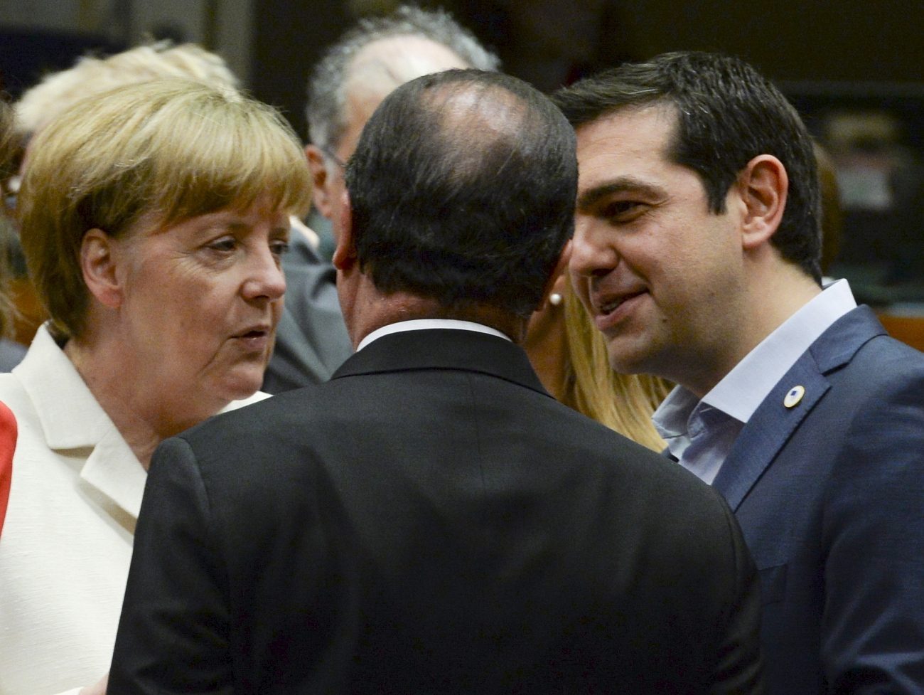 Grèce : Merkel se félicite des réformes prévues, Tsipras est soulagé Grèce : Merkel se félicite des réformes prévues, Tsipras est soulagé