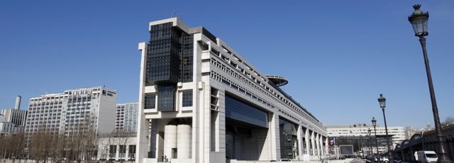 Budget : Bercy envisagerait 2,2 milliards de coupes budgétaires Budget : Bercy envisagerait 2,2 milliards de coupes budgétaires