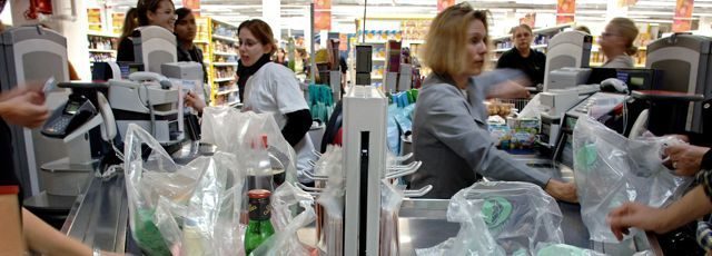 L'accord historique de l'Europe qui s'attaque aux sacs plastiques L'accord historique de l'Europe qui s'attaque aux sacs plastiques