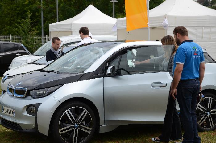 Voiture électrique : seuls 30% des achats réalisés par des particuliers Voiture électrique : seuls 30% des achats réalisés par des particuliers