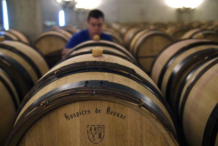 Hospices de Beaune : des Québécois déboursent 220 000 € pour le gros lot Hospices de Beaune : des Québécois déboursent 220 000 € pour le gros lot