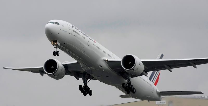 Air France, le SNPL sommé par son conseil de solder Transform 2015 Air France, le SNPL sommé par son conseil de solder Transform 2015