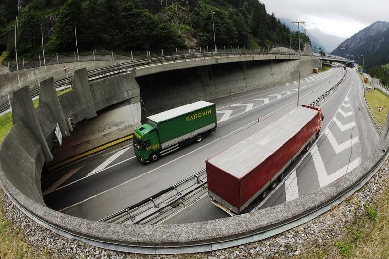 Une taxe poids lourds régionale pour financer le tunnel Lyon-Turin ? Une taxe poids lourds régionale pour financer le tunnel Lyon-Turin ?