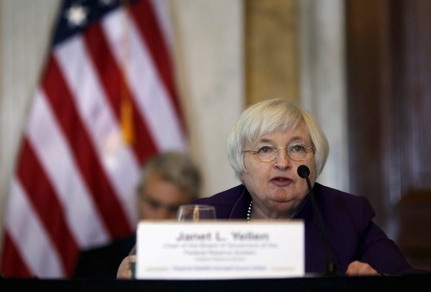 Fed : Yellen envisage toujours une hausse des taux, mais plus tard... Fed : Yellen envisage toujours une hausse des taux, mais plus tard...