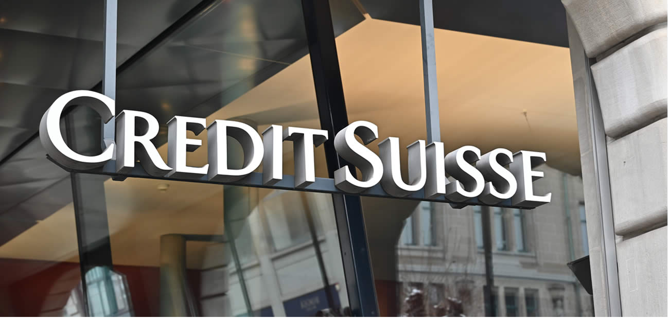 Credit Suisse : mais pourquoi les investisseurs soulèvent-ils encore le tapis ? La poussière est toujours là...