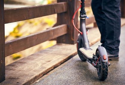 Assurances adaptées aux trottinettes électriques, monoroues et autres Nouveaux Véhicules Electriques Individuels (NVEI) : le Crédit Agricole Ile-de-France assure