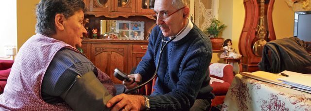 Les médecins menacent de faire grève à Noël