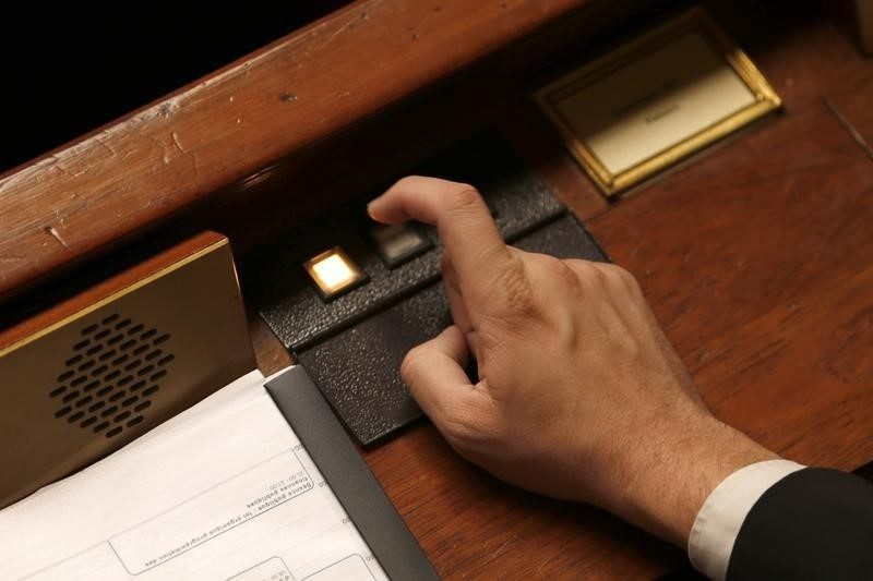 L'Assemblée et le Sénat disent oui à l'accord entre la Grèce et ses créanciers