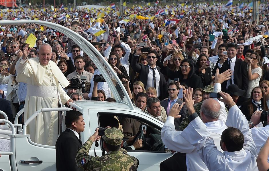 En Amérique latine, le pape François s'en prend au système économique international