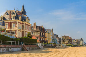 Palmarès des villes de bord de mer dont l'immobilier est en mauvais état : Noirmoutier, Trouville-Deauville, Ramatuelle