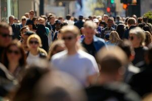 60% des Français pensent que leur pouvoir d'achat a baissé en 2018, perception la plus négative parmi 17 pays européens
