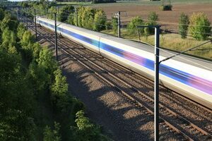 CORRIGÉ : Retraites/grèves : irresponsable d'annoncer que les trains ne rouleront pas pour Noël (Borne)